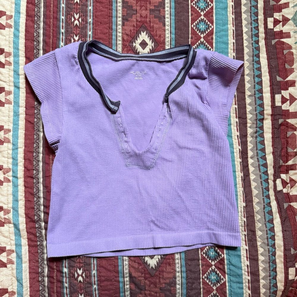 Urban outfitters purple crop top size medium